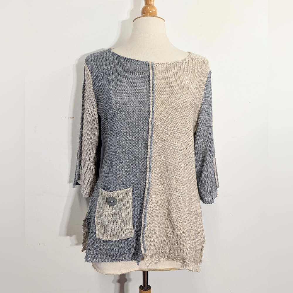 Two-Tone Loose Knit Sweater with Pocket Art To Wear Langenlook Coastal M